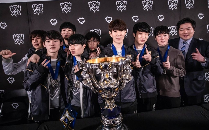 态起伏不定 态起伏不定