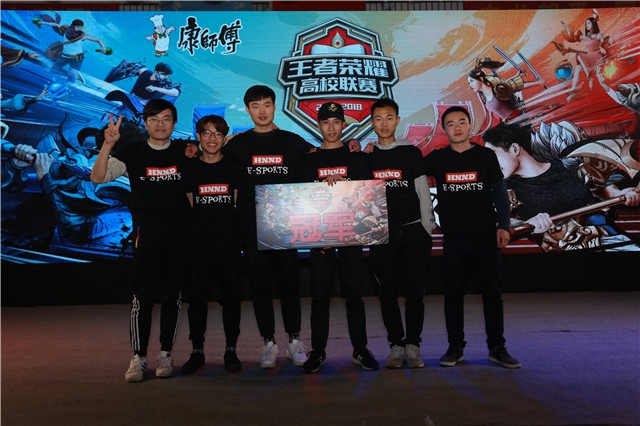 视频助理裁 视频助理裁