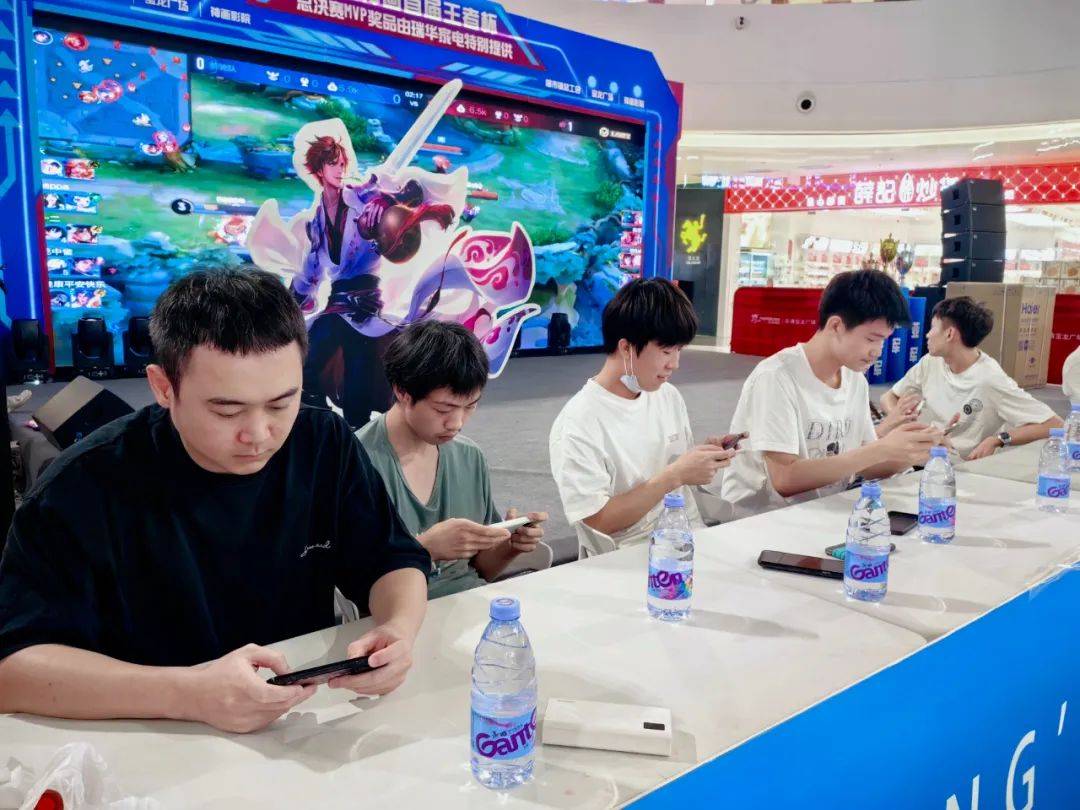 鹈鹕方面 鹈鹕方面