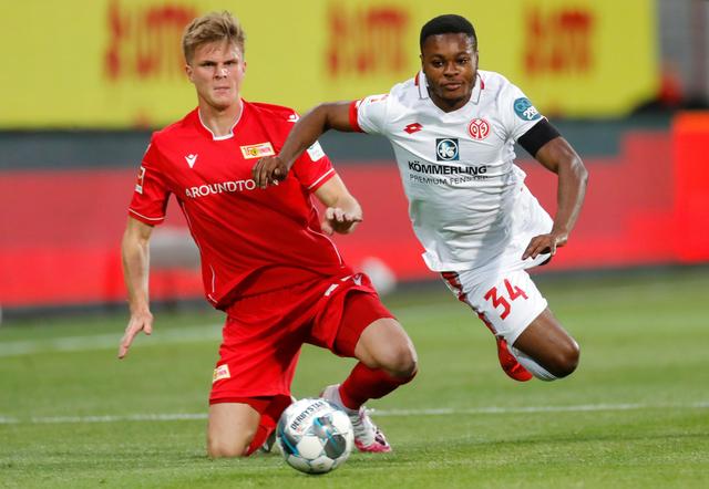 更多面向前 更多面向前