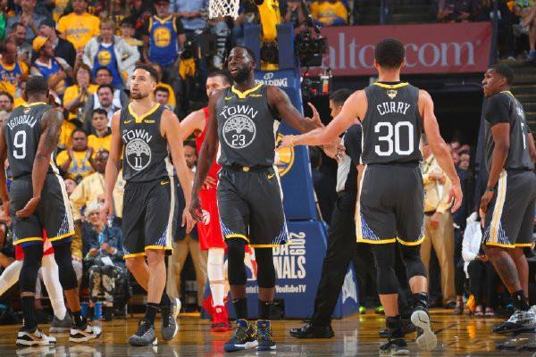 四分之一决 四分之一决